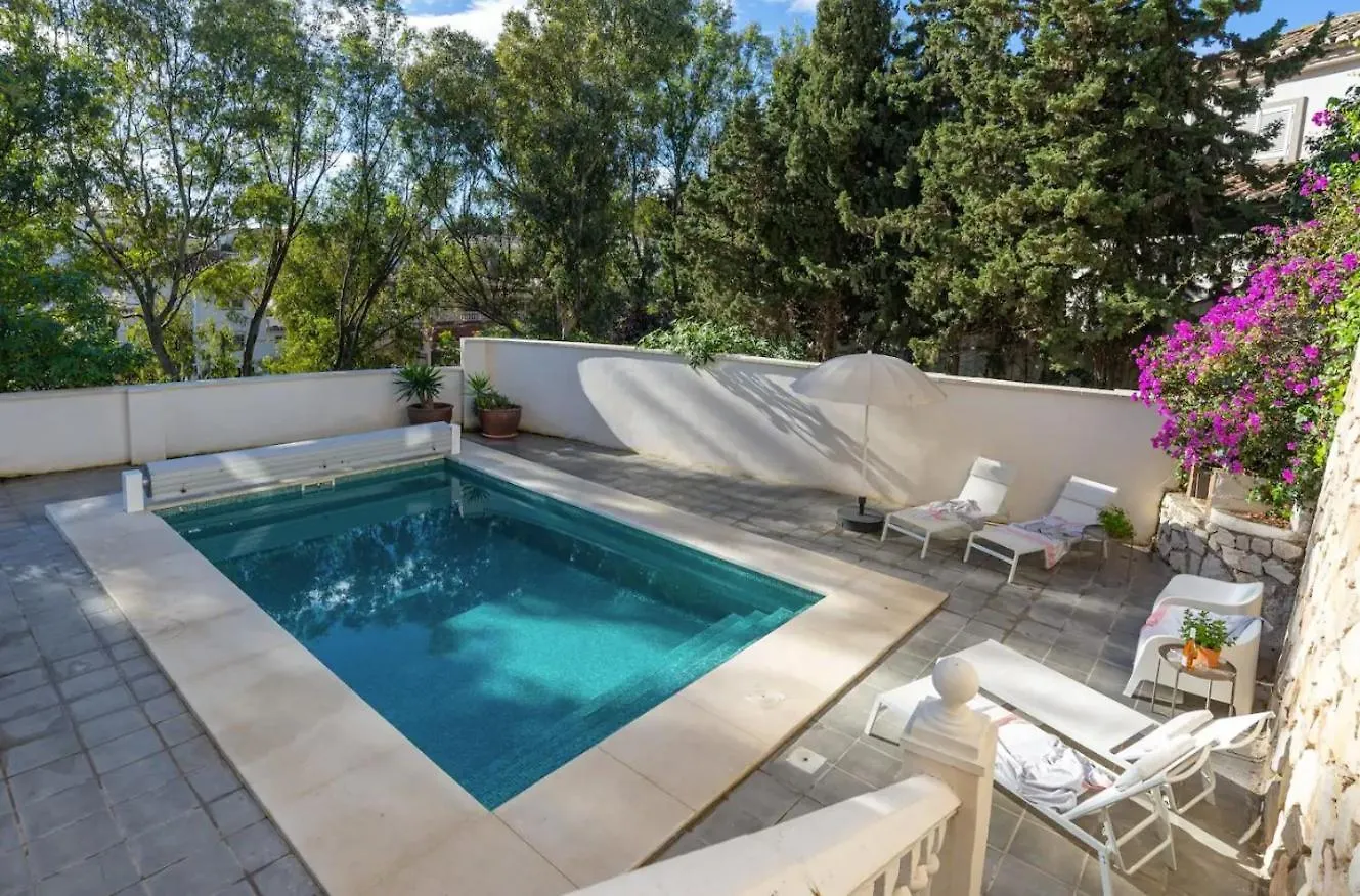 Modern Villa With Private Pool ミハス 0*,